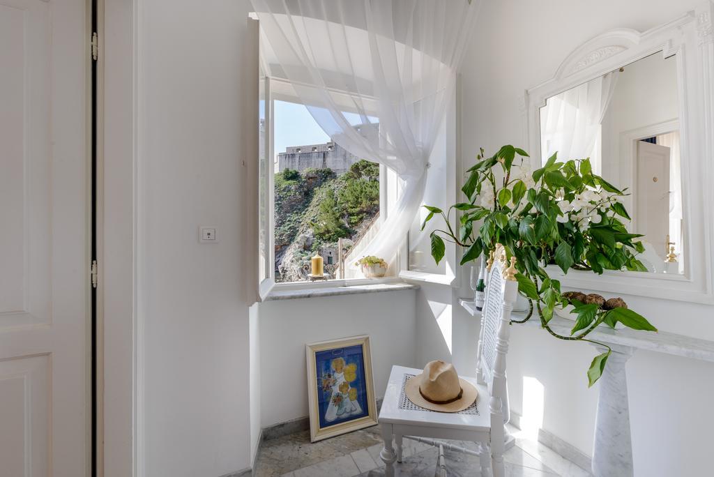 Luxury Old Town With Breathtaking Sea View Apartment *