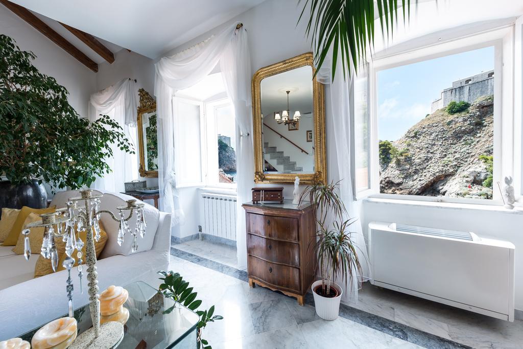 Luxury Old Town With Breathtaking Sea View